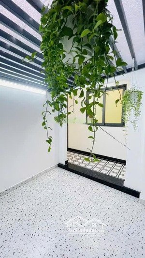 bán nhà hẻm tân kỳ tân quý - 2 tầng - full nội thất - nở hậu - 5.98 tỷ