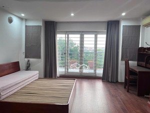 chính chủ bán nhà 4,5 tầng (87m2) tại đường ngọc thụy, long biên, hà nội