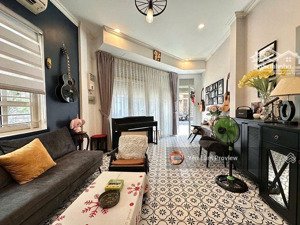bán nhà phú nhuận, mt hoa lan, diện tích 60,9m², 3 tầng, giá 26,5 tỷ