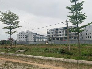 bán gấp lô đất tđc siêu đẹp phúc yên, vị trí đắc địa, sát khu chung cư dự án, giá siêu hời