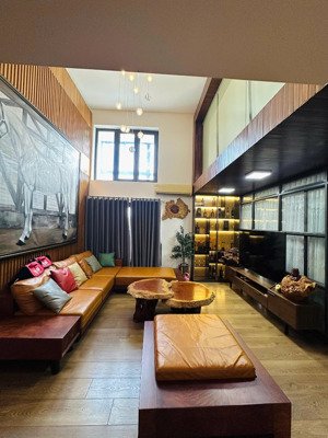 bán căn hộ duplex sky garden 1. diện tích 140m2, giá 8.750 tỷ. lh: 