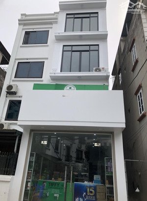bán nhà 2 mặt thoáng để ở và kinh doanh. dt 56,6m2, đường 4,5m, 4 tầng, gần trường
