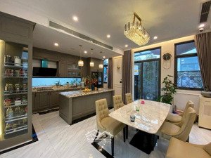 bán gấp liền kề văn phú 90m2 thang máy full nội thất kinh doanh nhỉnh 2x tỷ.