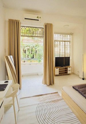 siêu hiếm p.17 bình thạnh - bán gấp nhà 3 tầng 60m2 (4,5m x 14m) - hẻm 6m dòng tiền 40tr/tháng