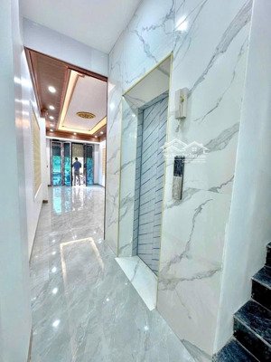 bùi huy bích, nhà phân lô 52m², thang máy hiện đại. chỉ từ 9 tỷ. lh 