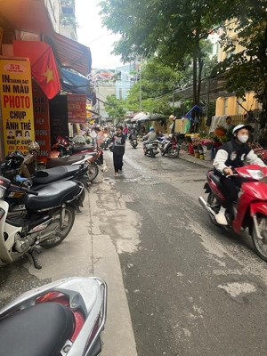 nhà mặt phố kinh doanh ngày đêm - đơn giá chỉ 400tr - ko quy hoạch đầu tư tốt !!