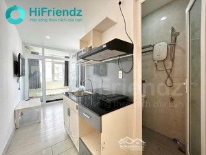 cho thuê 1 phòng ngủ 25m2 full nt cửa sổ thang máy ngay cống quỳnh bùi viện ngã 6 cộng hoà quận 1