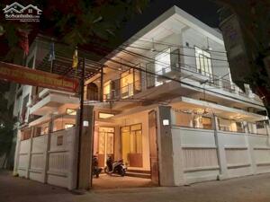  ̂ Nhà -2 Tầng - Kiệt 6m - Hoàng Diệu 180m2