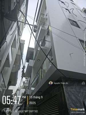 nhà mới đẹp- ngõ rộng thoáng - hàng xóm vinhomes - nhiều tiện ích - thoáng trước sau