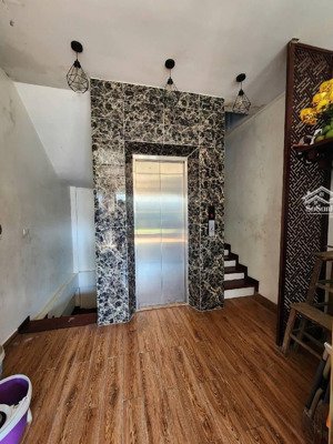 tt.đống đa-phân lô sổ hoa hậu-2 thoáng-thang máy-dt 40m, giá 8.x tỷ