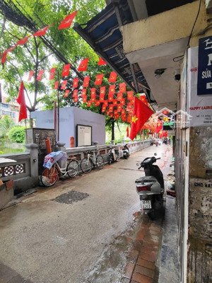 bán nhà ba đình gần vườn bách thảo vừa ở vừa cho thuê 32m thang máy 30m ra ô tô giá tốt 8.6 tỷ