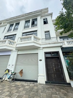 cần bán liền kề 72m2 vinhomes thanh hóa chỉ hơn 6 tỷ