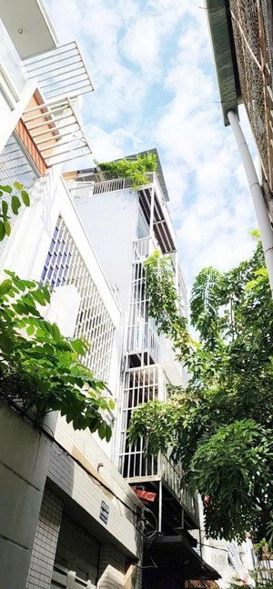 bán nhà kinh doanh chdv 5 tầng ngay cầu bông quận 1 dòng tiền 19tr tháng