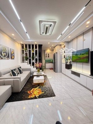 hàng hiếm! bán nhà riêng yên lãng, ngõ thông thoáng, nội thất mới, ở ngay 38m2 x5t, giá hơn 7tỷ