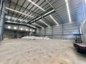 1200m2 kho xưởng ccn quất động cần cho thuê, xuất vat, bảo vệ 24/7