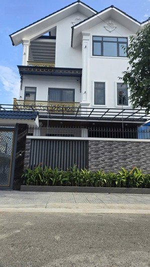 hàng hiếm biệt thự mới 100% phước sơn, tp vũng tàu cách biển 600m nội thất xịn sò chỉ 17,5 tỷ tl