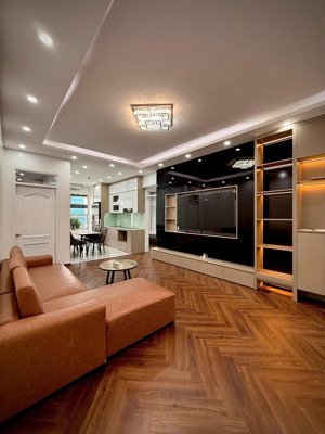 bán căn hộ 18t kđt trung hòa nhân chính 117m2 - 3pn - 2vs full nội thất