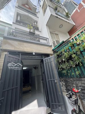 nhà quang trung nhỉnh 4 tỷ - nhà hẻm thông - không máy bay - kế bên cityland