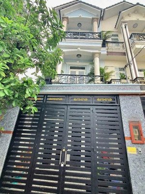 bán nhà đường tân hoà 2 67m2 1tr 2l 4pn 5wc giá 7,5 tỷ