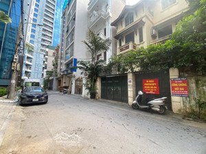 đất đẹp 110m2 - ô tô tránh - lạc long quân - võ chí công - xây toà to đẹp ở hay văn phòng thì cực p