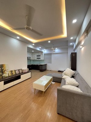 bán căn chung cư 2pn toà n03-t8 ngoại giao đoàn, giá tốt nhất thị trường 93.75tr/m2