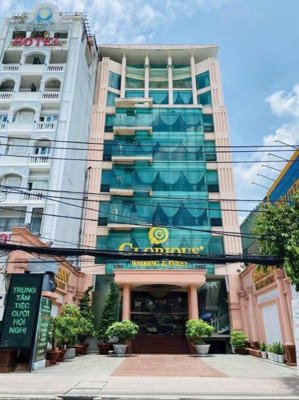 hạ giá để bán! mặt tiền gần trần hưng đạo q5 hai chiều (8x19m), hầm 8 lầu, hđt 280tr giá 66 tỷ