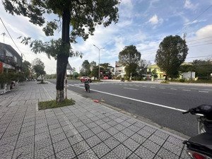 bán nhà mặt tiền c4 nguyễn tất thành, phường phú bài, tp huế