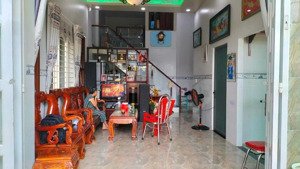 nhà chính chủ chưa qua dân đầu tư .xã tân an hội(dt181m)giá 2ty750tr .lh xem nhà pháp lý