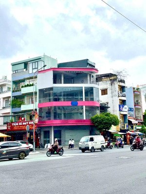 cho thuê mặt bằng góc 2 mặt tiền đường bùi đình tuý, phường 24, quận bình thạnh.