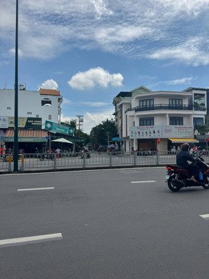 bán lô đất mặt tiền kinh doanh dương quảng hàm, p.6, gò vấp dt 4x17m giá chỉ 9 tỷ