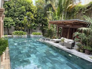 cho thuê villa mặt tiền đường thảo điền, phường thảo điền, quận 2.