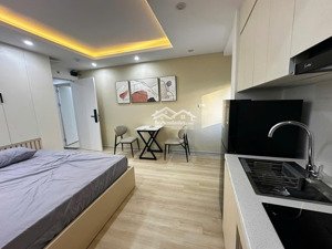 bán toà chdv phố nguyễn ngọc vũ 131/145m2 x 7 tầng cầu giấy - hà nội