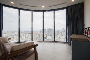 chủ nhà đi nước ngoài cho thuê 3pn vòng cung- 47 triệu nhận nhà ở ngay vinhomes golden river-bason