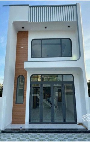 nhà phố mới 100% hẻm xe ba gác gần chợ phú thuận quận 7 giá bán: 3 tỷ 990 triệu (thương lượng)