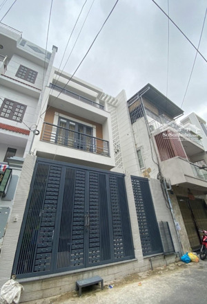 hẻm xe hơi, đẹp, yên bình - dt: 4 x 18m (70m²) - đường trường chinh, bình giã, q.tb- giá: 9.5 tỷ tl