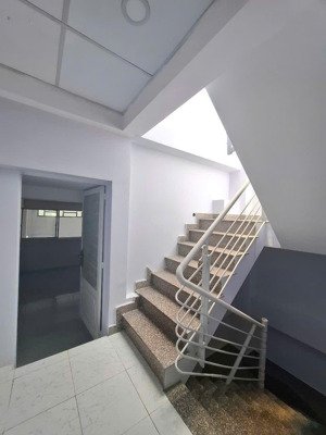 bán gấp trong tuần - bán nhà cách mạng tháng tám 64m² - 3 tầng - 9.9 tỷ - 154.7 triệu/m²