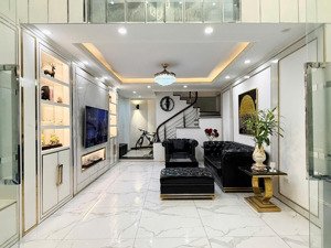 bán nhà thanh bình, mỗ lao 40m x 4 tầng, ô tô đỗ cổng, ngõ nông gần phố, nhỉnh 7 tỷ