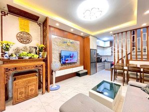 kim giang - đại kim - phù hợp gia đình có con nhỏ - 38m - thoáng sáng - full nội thất - 7.x tỷ