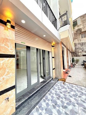 bán nhà - minh khai - hơn 9 tỷ - ô tô vào tận nhà hàng xóm