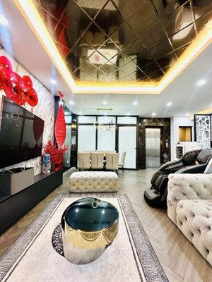 hoàng văn thái 60m, 6 tầng, mt 6.7m, thang máy, gara 2 ô tô lô góc ngõ thông