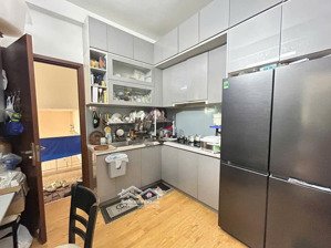 chung cư bàu cát, hồng lạc, tb: 2p ngủ rộng, có nt, 74m2, 8,5tr