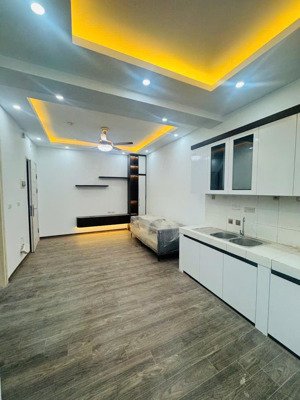 siêu rẻ !!! chỉ 2,4x tỷ, chính chủ bán gấp căn 42m2 ct2 nam xa la, full nội thất vào ở ngay.