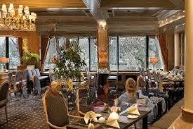 nhà hàng võ văn tần . p6. quận 3 - cách mặt tiền 20m - 3 tầng ( 10 x 16m ) - 160m2 - giá 37 tỷ