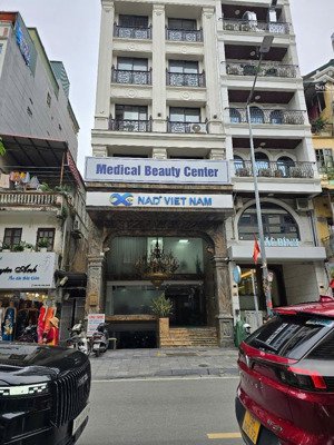 mặt phố dòng tiền cho thuê 150tr/th nguyễn văn cừ 103/130 m2 9t thang máy mt 6.6m 58.5 tỷ long biên