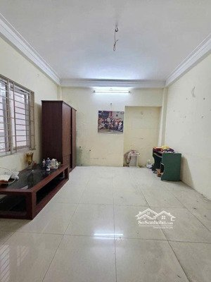 nhà phố quan nhân cách phố 10 bước chân, 57m², 5 tầng, sổ đỏ chính chủ, giá 14.2 tỷ