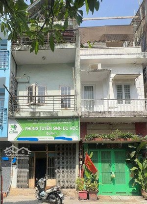 cần bán gấp trong tuần căn nhà 3 tầng cũ phố nguyễn thiện thuật, quận 3, giá chỉ 14 tỷ, 70m2.