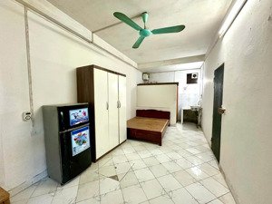 cho thuê phòng 24m2 vskk đầy đủ trang bị tại phố văn la. lhcc: 