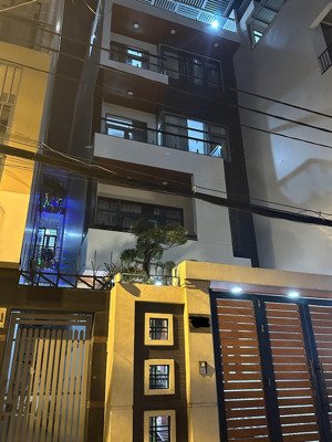 nhà đẹp! hxh khu đồng bộ nhất chi mai - nhà ga t3; ngang 4.5m 4tầng shr nở hậu - nhỉnh 9 tỷ