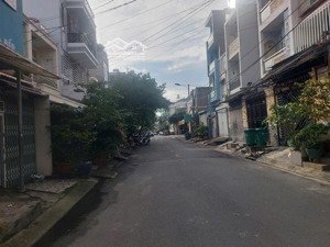 bán nhà đường số lý phục man . q7 . ngang bề thế 6m . căn góc 2 mặt tiền . chỉ 11.5 đồng