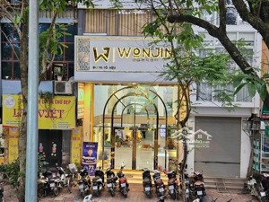 siêu phâm cho thuê nhà mặt phố tại lý thường kiệt-hoàn kiếm,dt90m2x3 tầng,mt 7m,phù hợp mọi loại kd